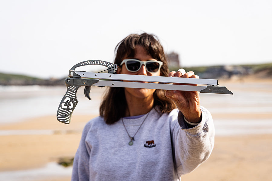 Recycled plastic Litter Picker - Adults 33"