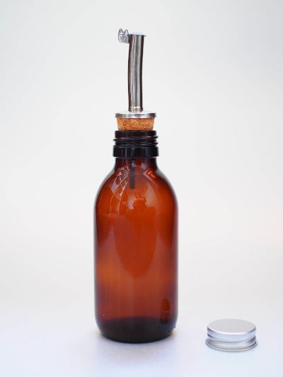 
            
                Load image into Gallery viewer, Amber glass bottle and accessories 
            
        