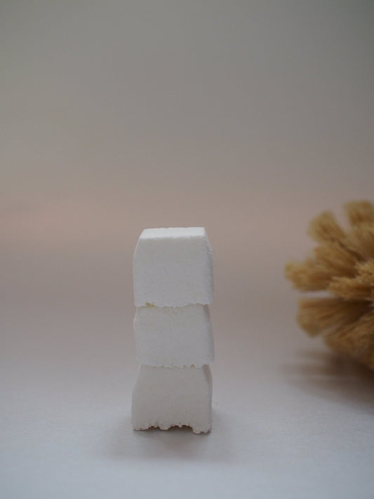 Whizz Mix - Mix Clean Green natural toilet cleaner, natural cleaning, toilet cleaning, lemon oil, essential oils, plastic free cleaning